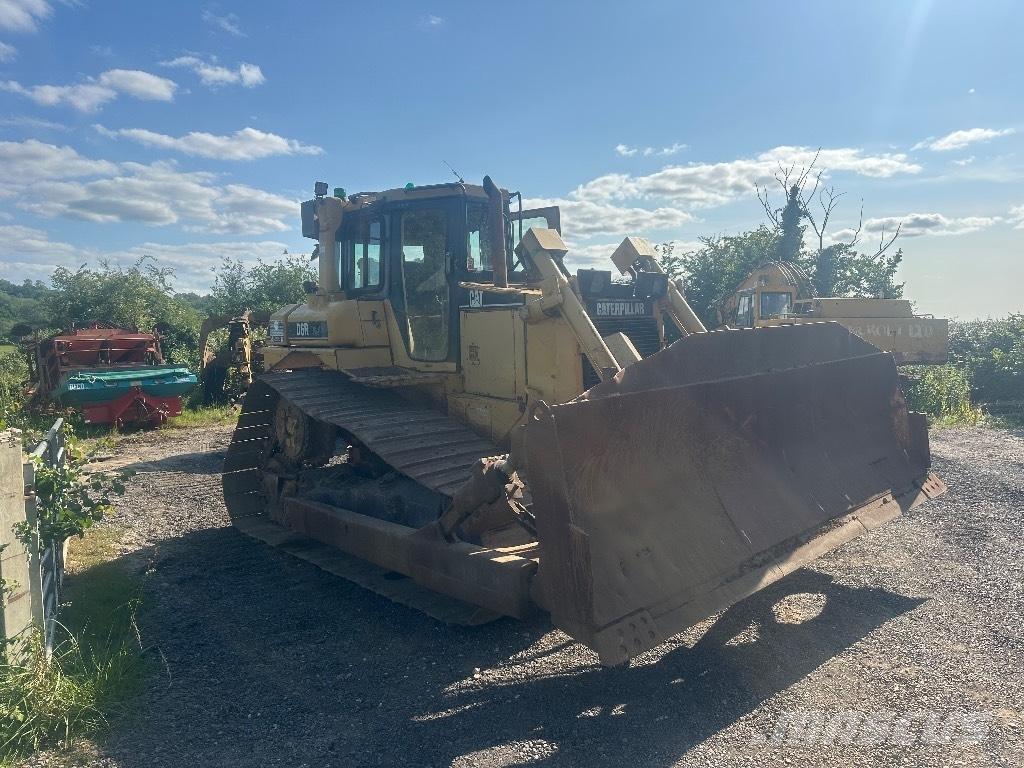 CAT D 6 R LGP Telaketjupuskutraktorit