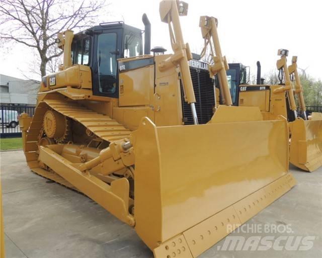 CAT D 7 R Telaketjupuskutraktorit