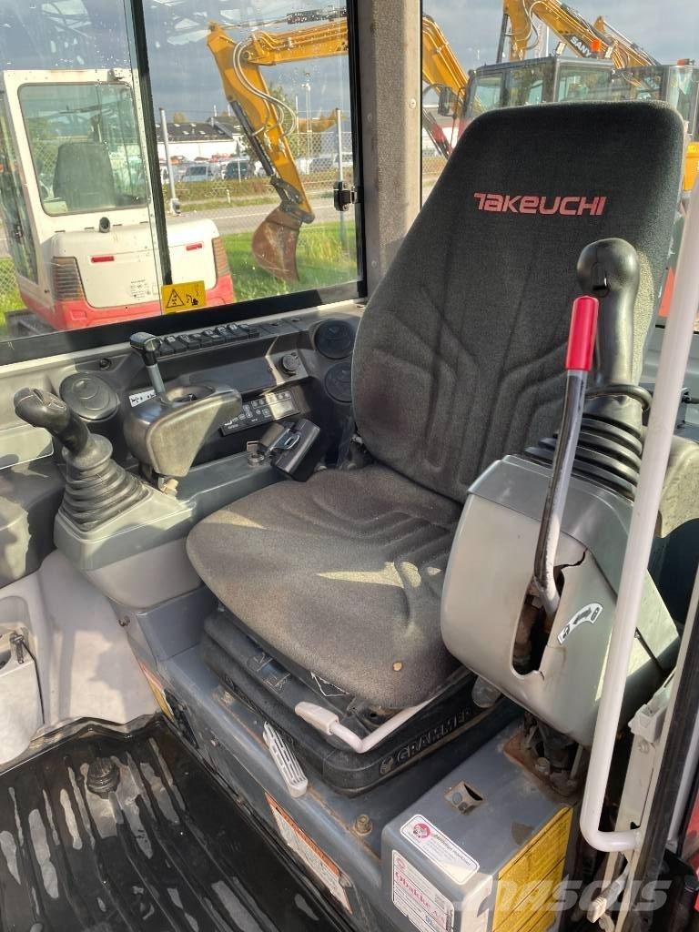 Takeuchi TB 230 Minikaivukoneet < 7t