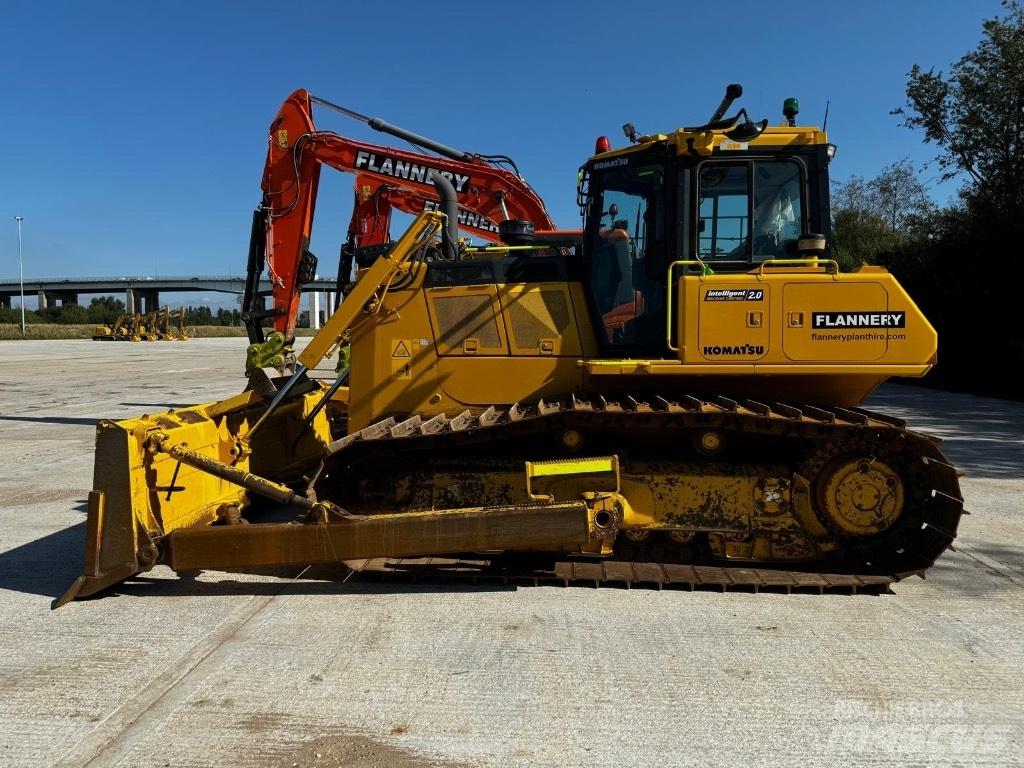 Komatsu D 65 PXi Telaketjupuskutraktorit
