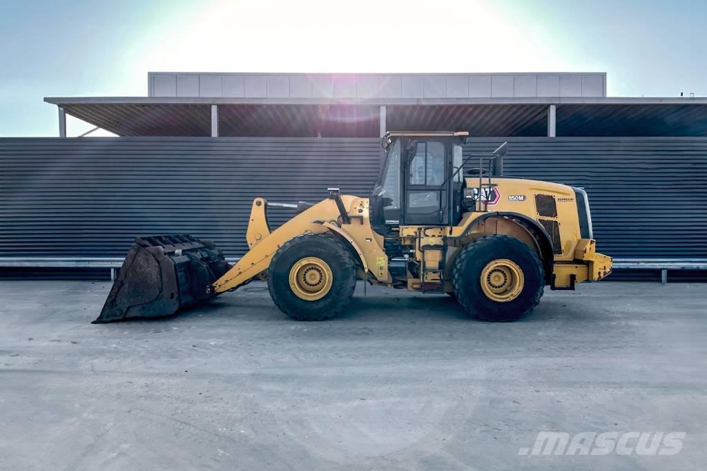 CAT 950M Pyöräkuormaajat