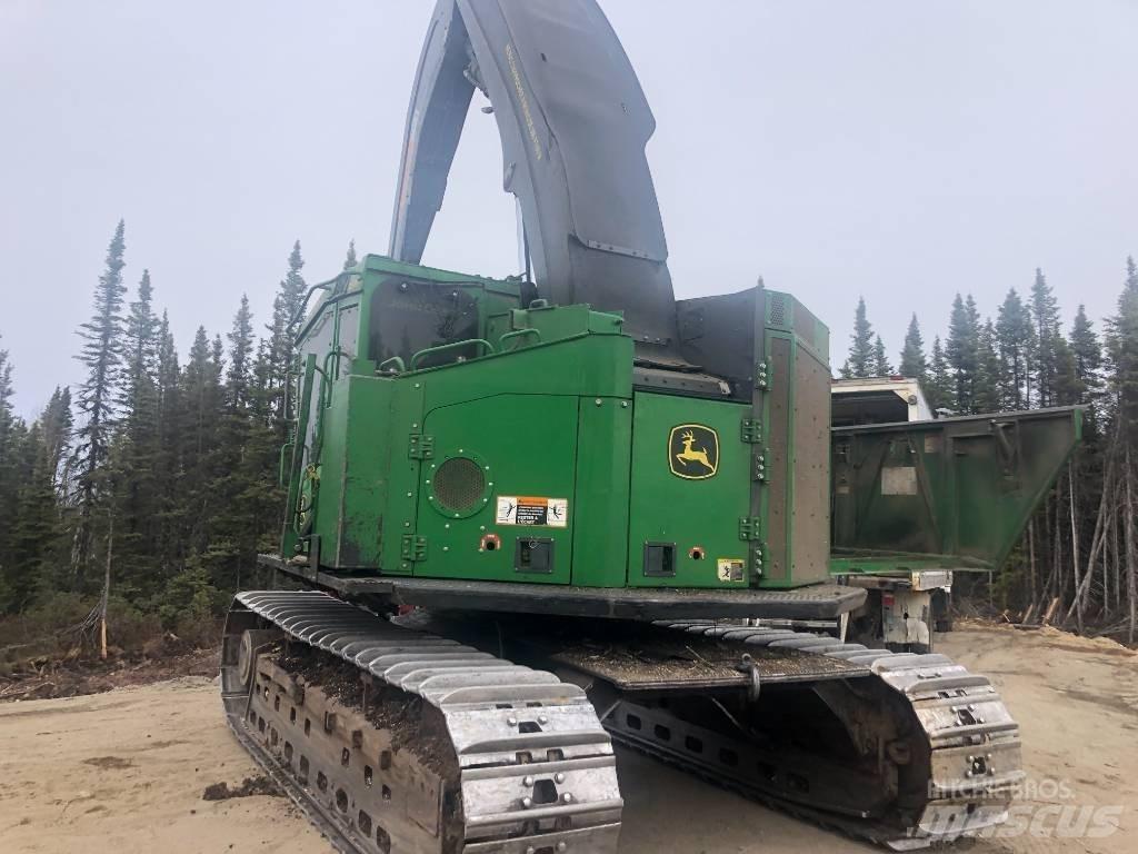 John Deere 853MH Harvesterit