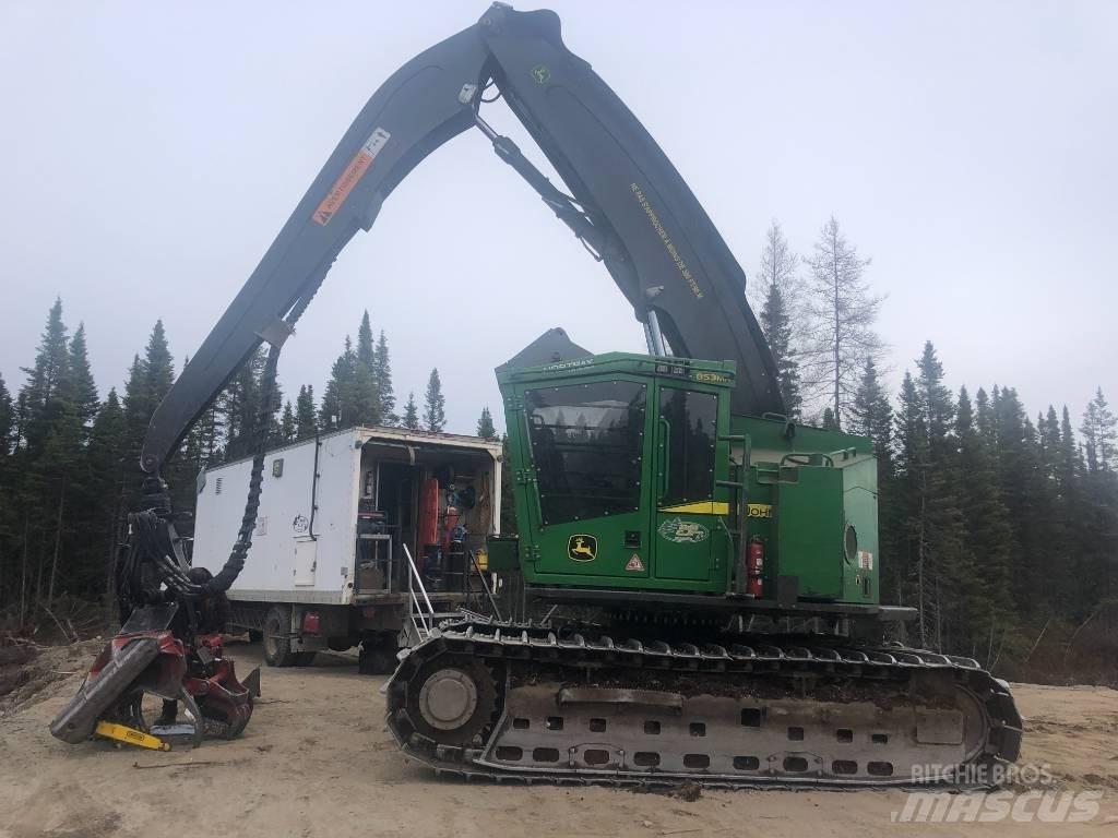 John Deere 853MH Harvesterit