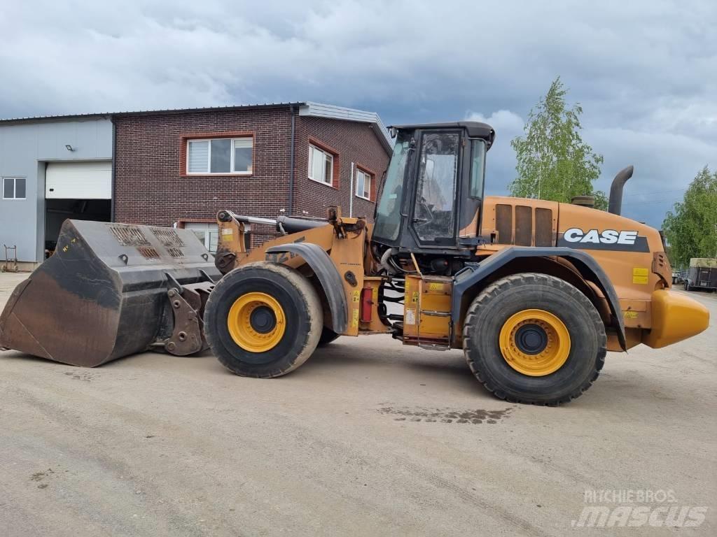 CASE 921 F Pyöräkuormaajat