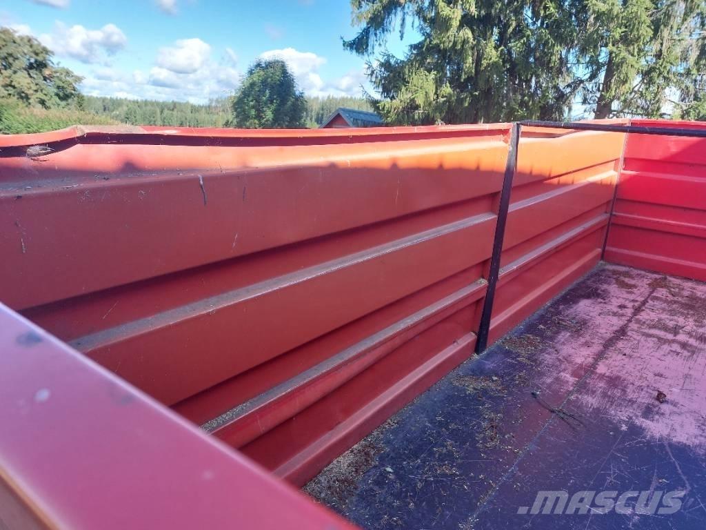 Junkkari 120 Kippiperävaunut