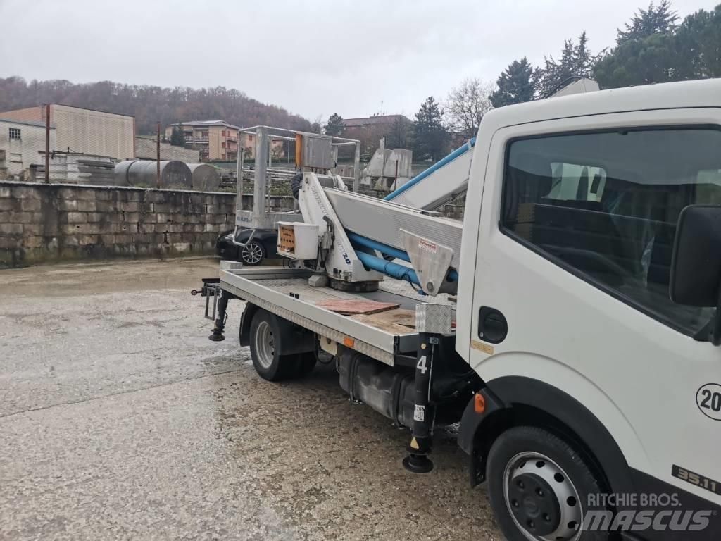 Multitel MX 200 Nostolava-autot