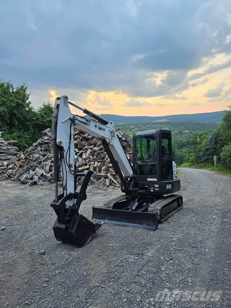 Bobcat E42 Minikaivukoneet < 7t