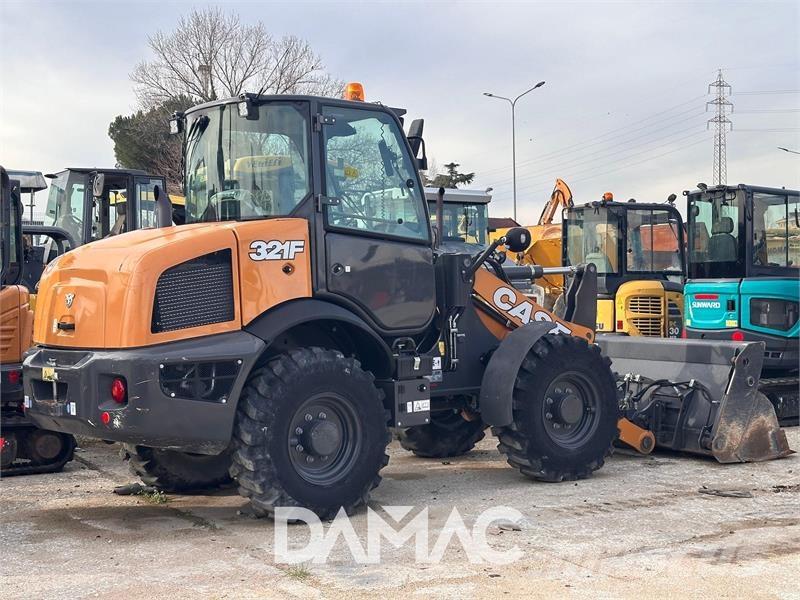 CASE 321F Pyöräkuormaajat