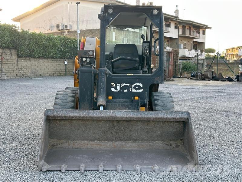 JCB 225 Liukuohjatut kuormaajat