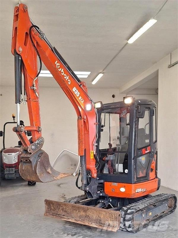 Kubota U35-3a3 Minikaivukoneet < 7t