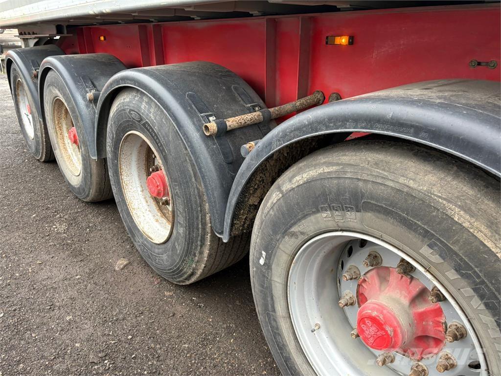 CMT 4aks Tiptrailer Kippipuoliperävaunut