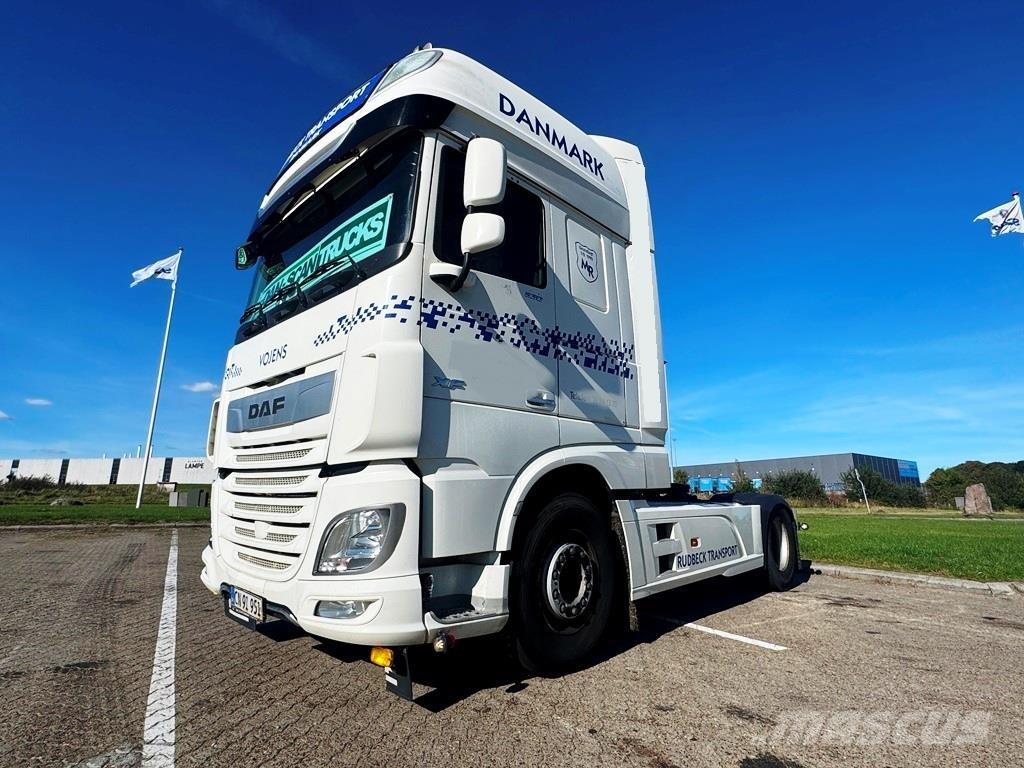 DAF XF 530 Vetopöytäautot