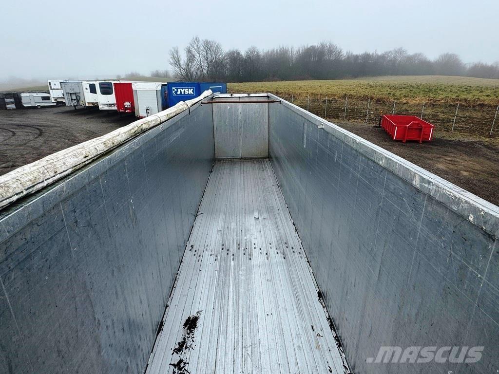 Kel-Berg 4 aksl. Hakepuoliperävaunut