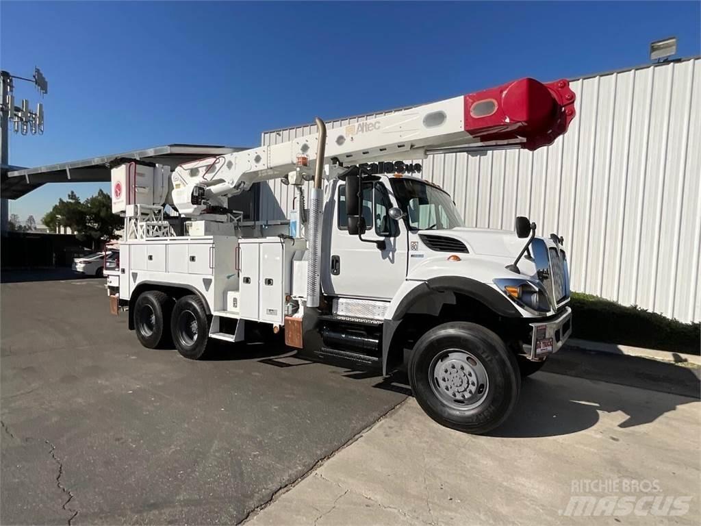 Altec AM55 Nostolava-autot