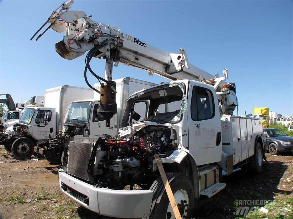 Altec DC47TR Kuorma-auto porauskalustolla