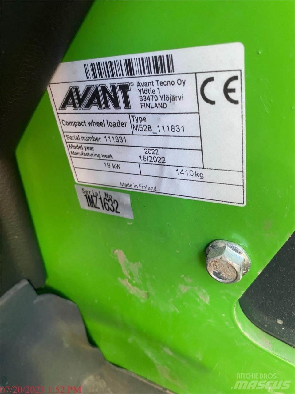 Avant 528 Pyöräkuormaajat