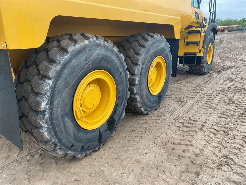 Bell B25E Vesisäiliöautot