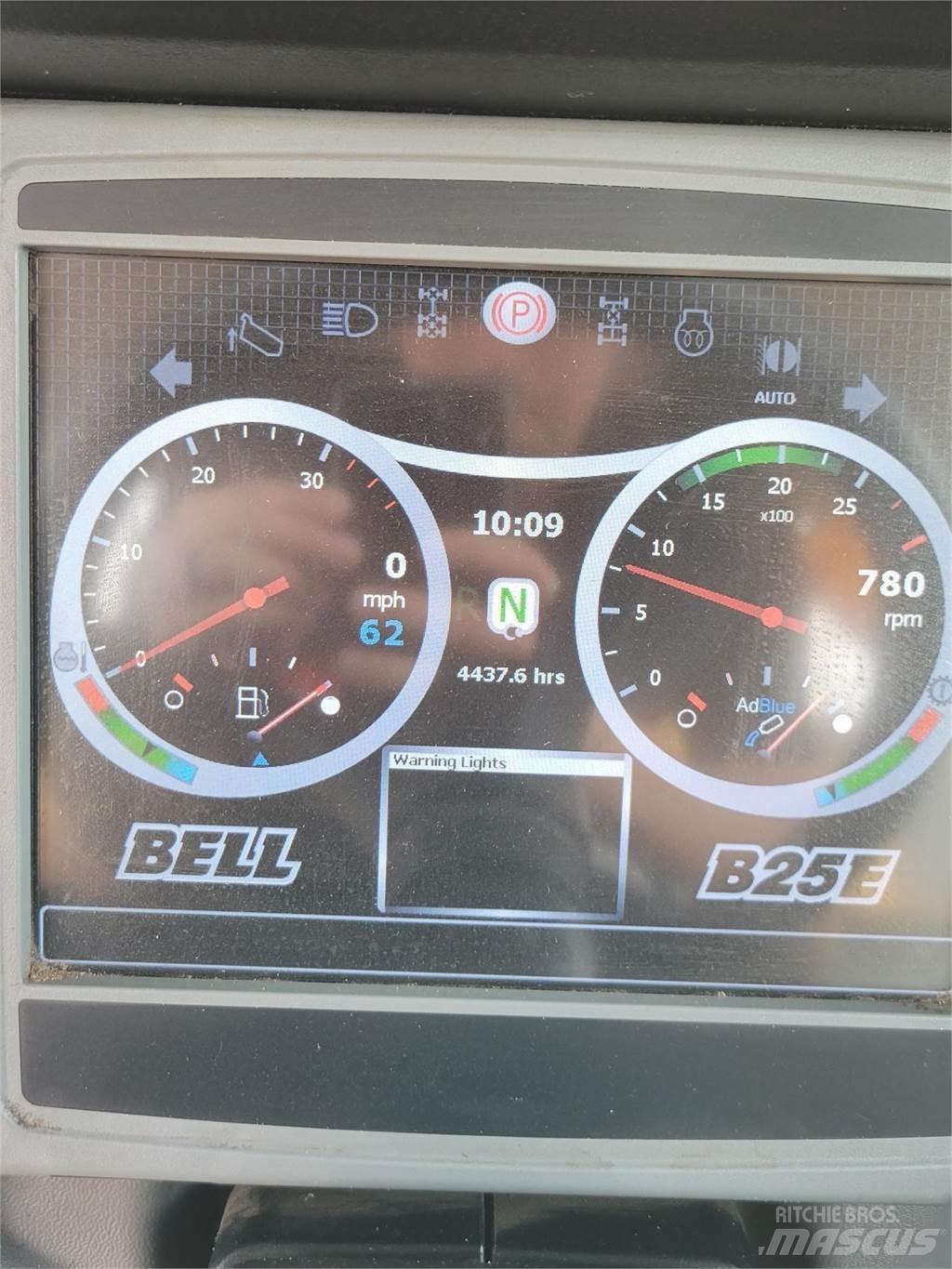 Bell B25E Vesisäiliöautot