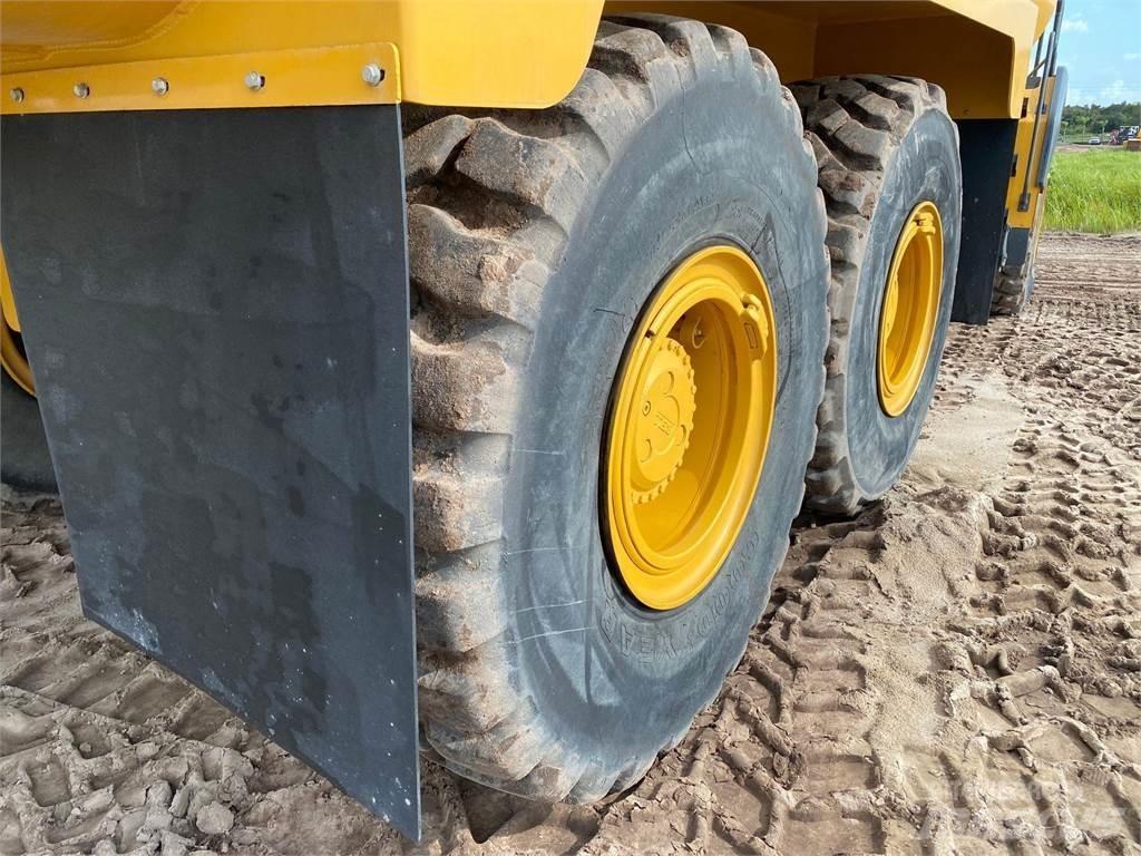 Bell B30E Dumpperit
