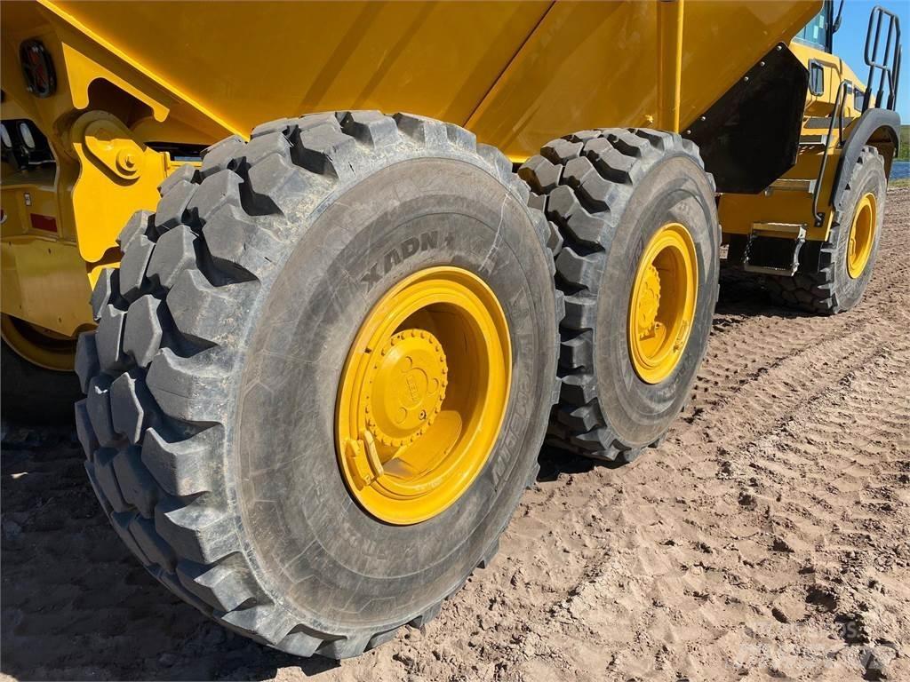 Bell B30E Dumpperit
