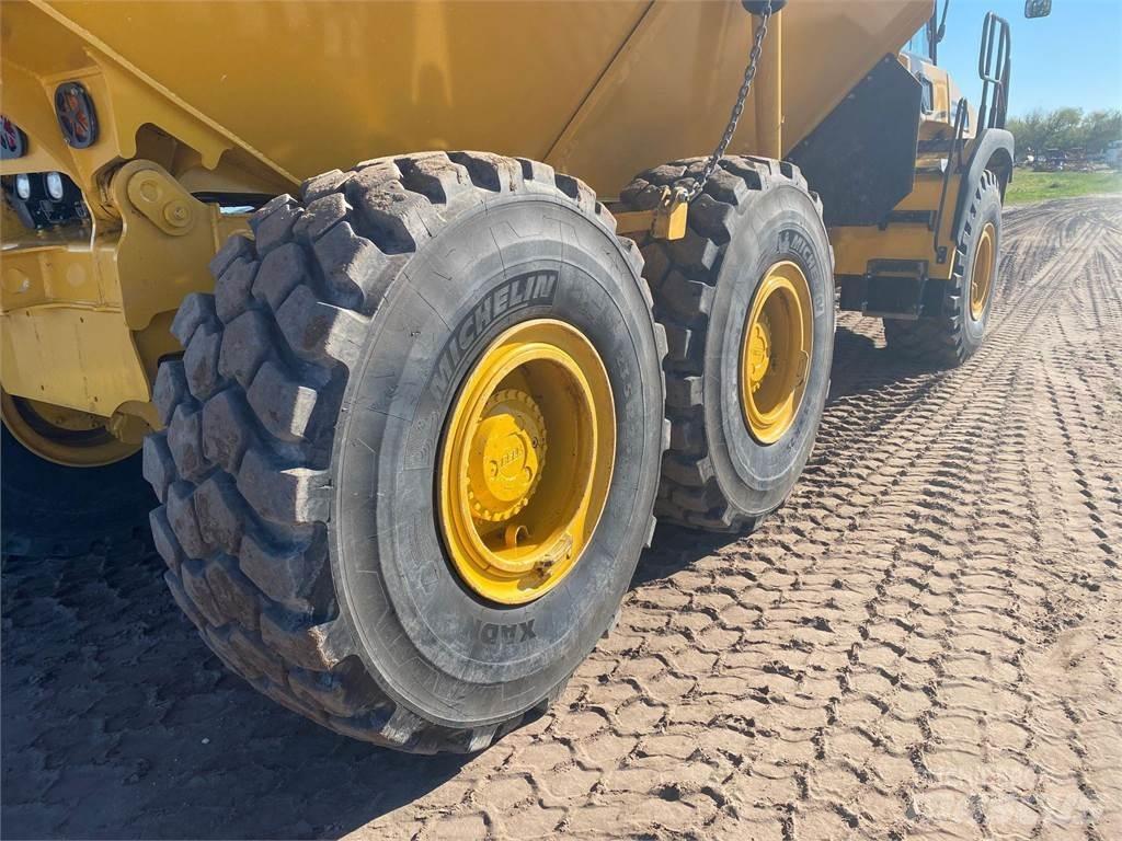 Bell B30E Dumpperit