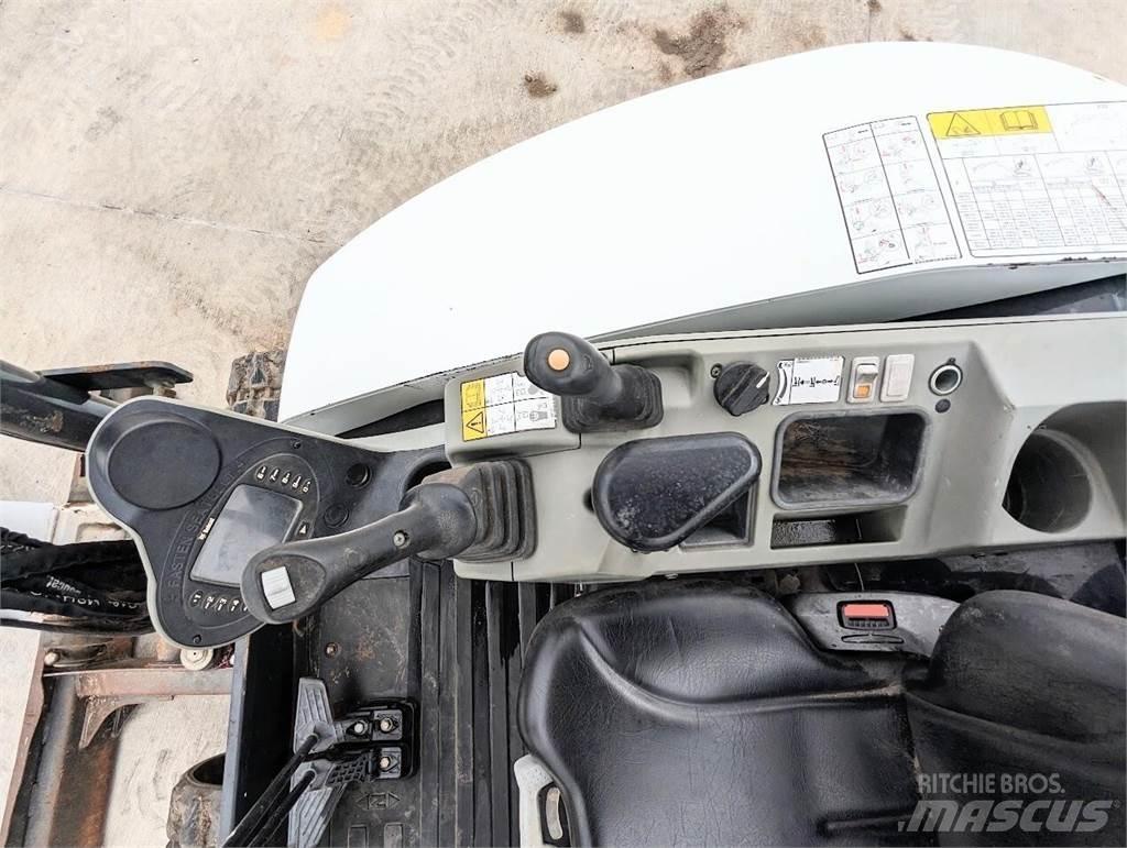 Bobcat E32I Minikaivukoneet < 7t