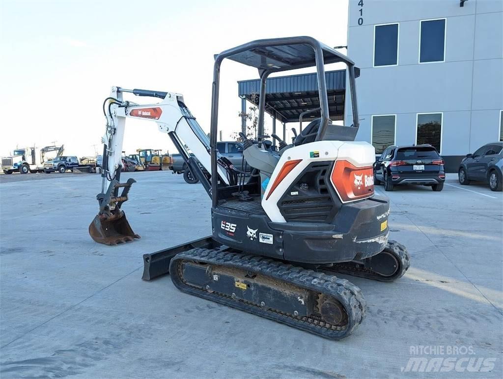 Bobcat E35R2 Minikaivukoneet < 7t