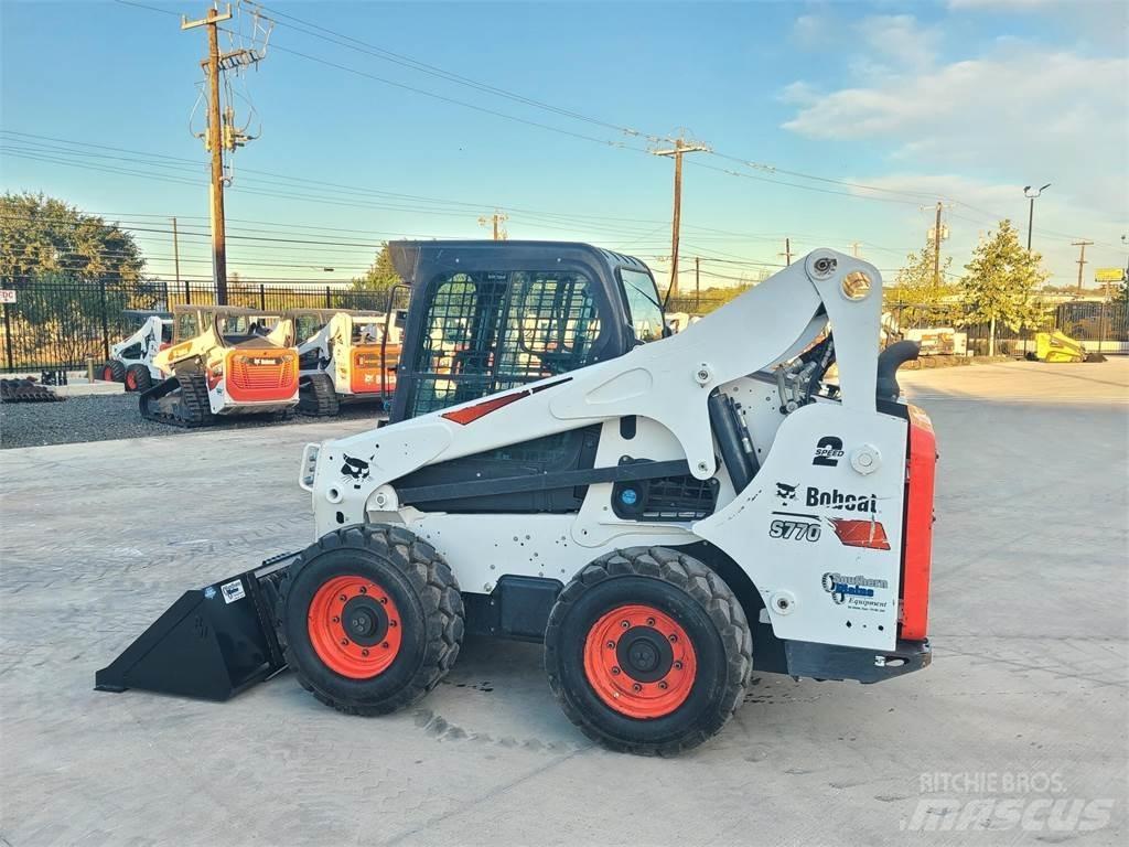 Bobcat S770 Liukuohjatut kuormaajat