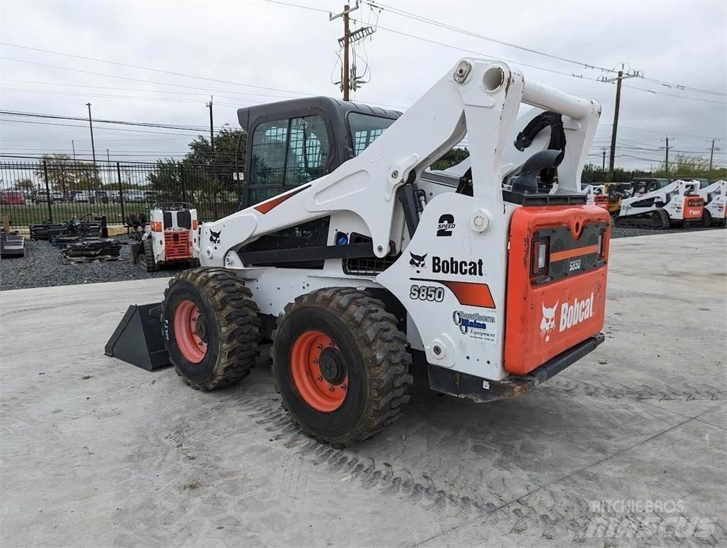 Bobcat S850 Liukuohjatut kuormaajat