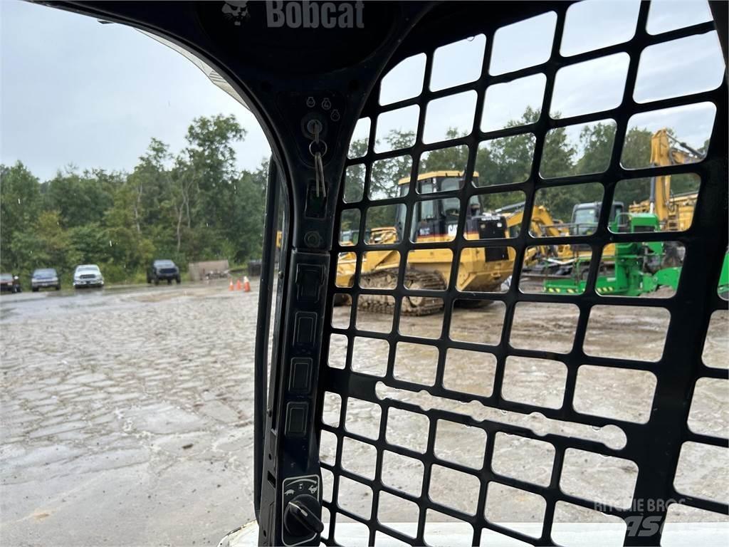 Bobcat T590 Liukuohjatut kuormaajat