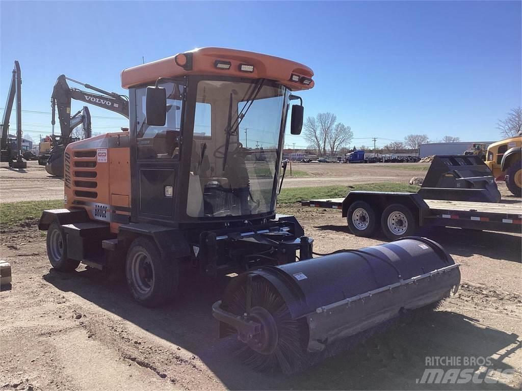 Broce FMJ470 Lakaisukoneet