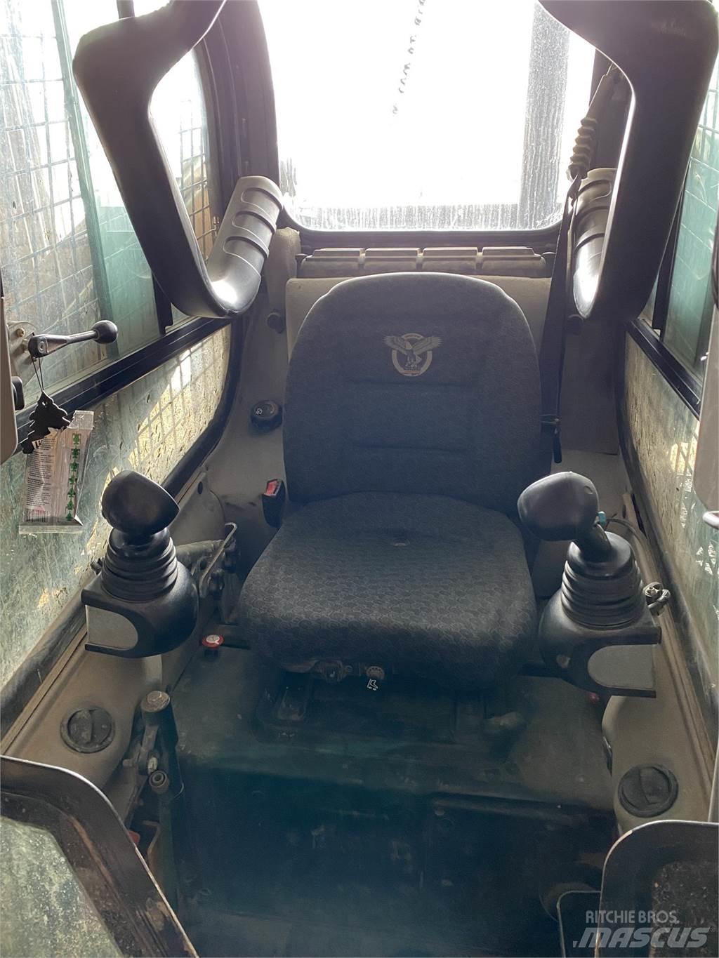 CASE SV280 Liukuohjatut kuormaajat