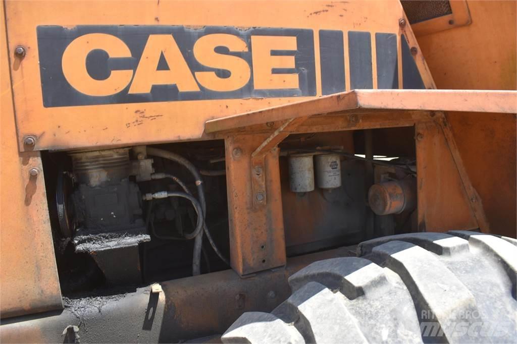 CASE W20C Pyöräkuormaajat