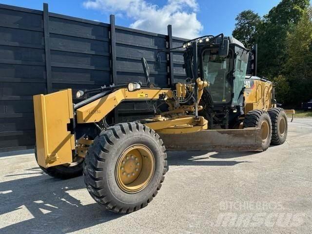 CAT 120 Tiehöylät