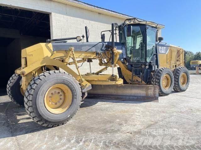 CAT 120M2 Tiehöylät