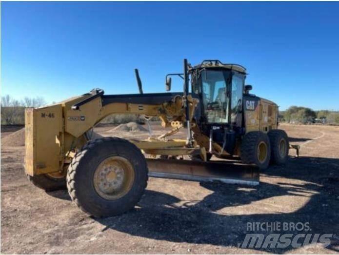 CAT 140M2 Tiehöylät