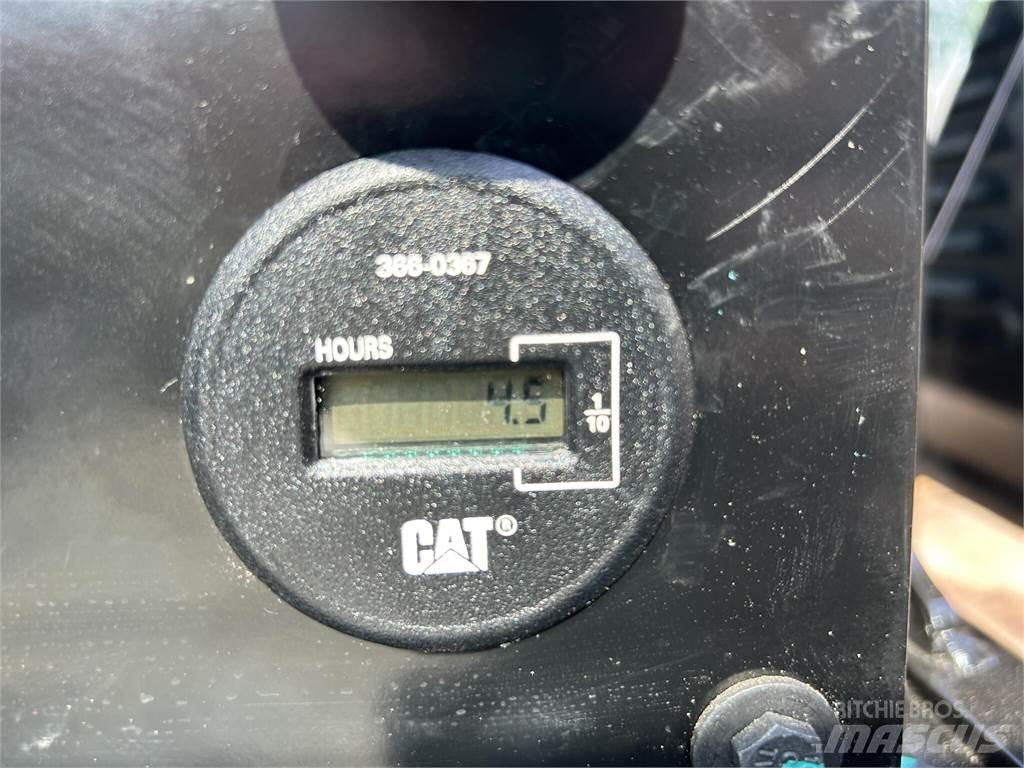 CAT 305.5 Minikaivukoneet < 7t