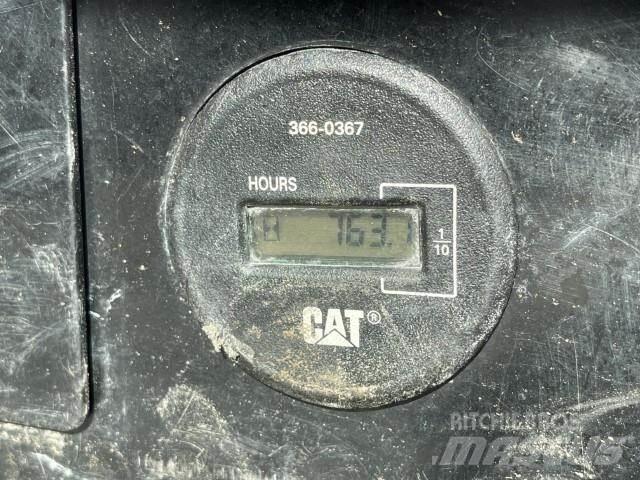 CAT 307E2 Telakaivukoneet