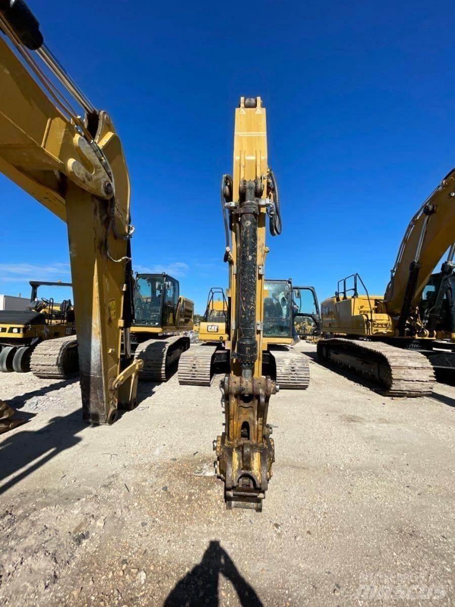 CAT 320 Telakaivukoneet
