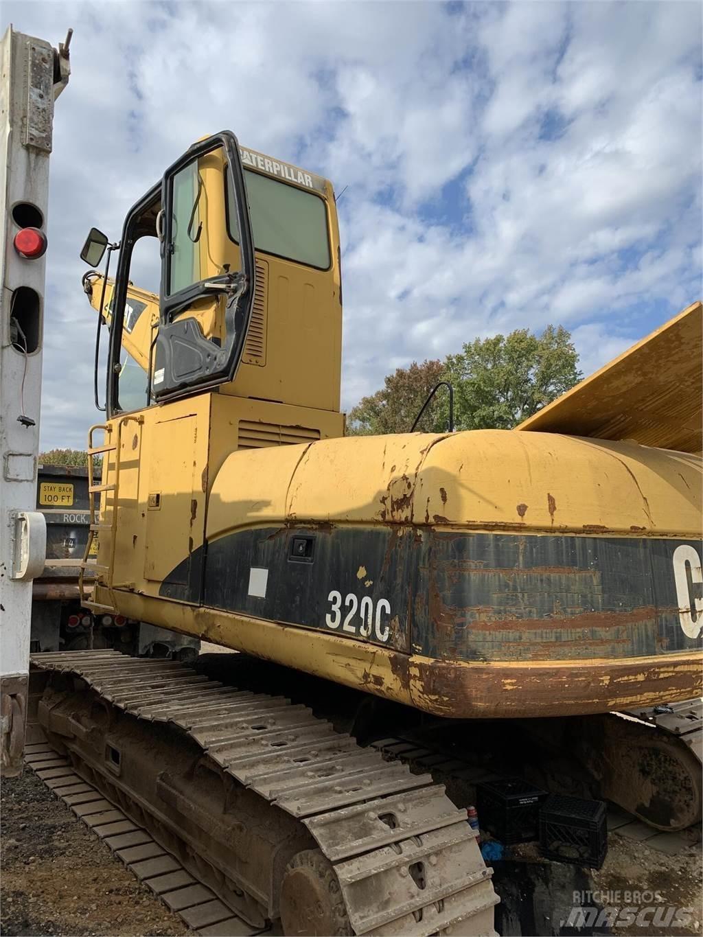 CAT 320C Telakaivukoneet