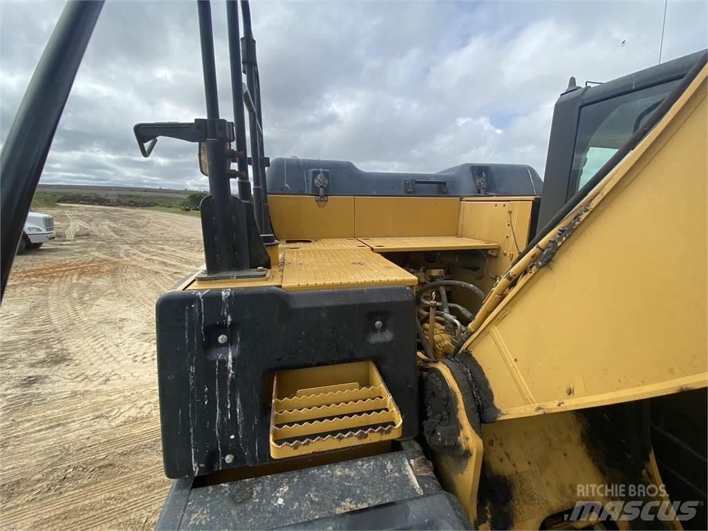 CAT 320E Telakaivukoneet
