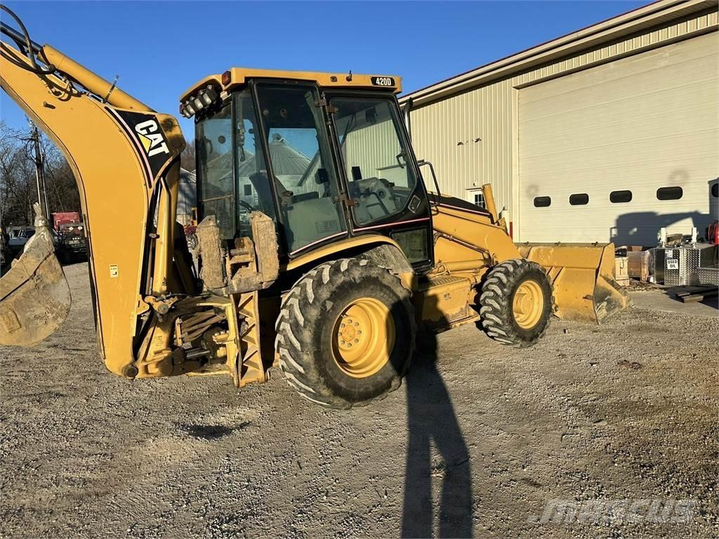CAT 420D Kaivurikuormaajat