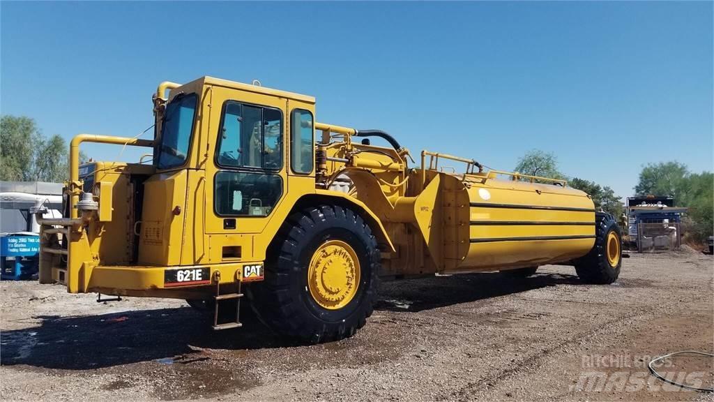 CAT 621E Säiliöperävaunut