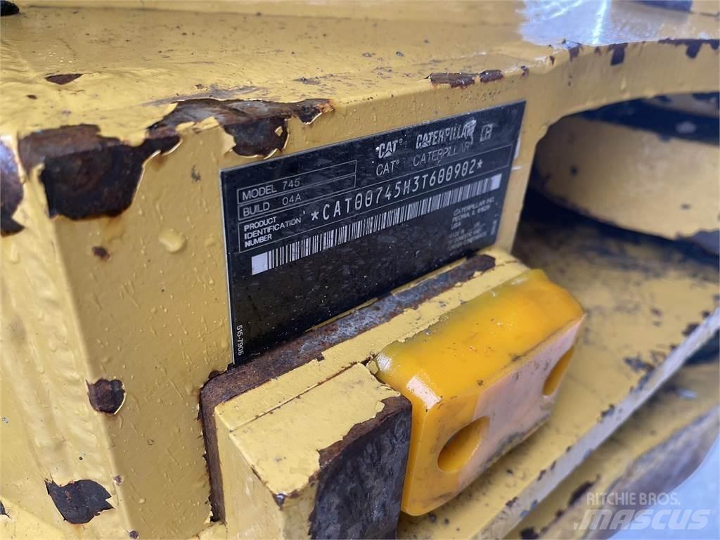 CAT 745 Dumpperit