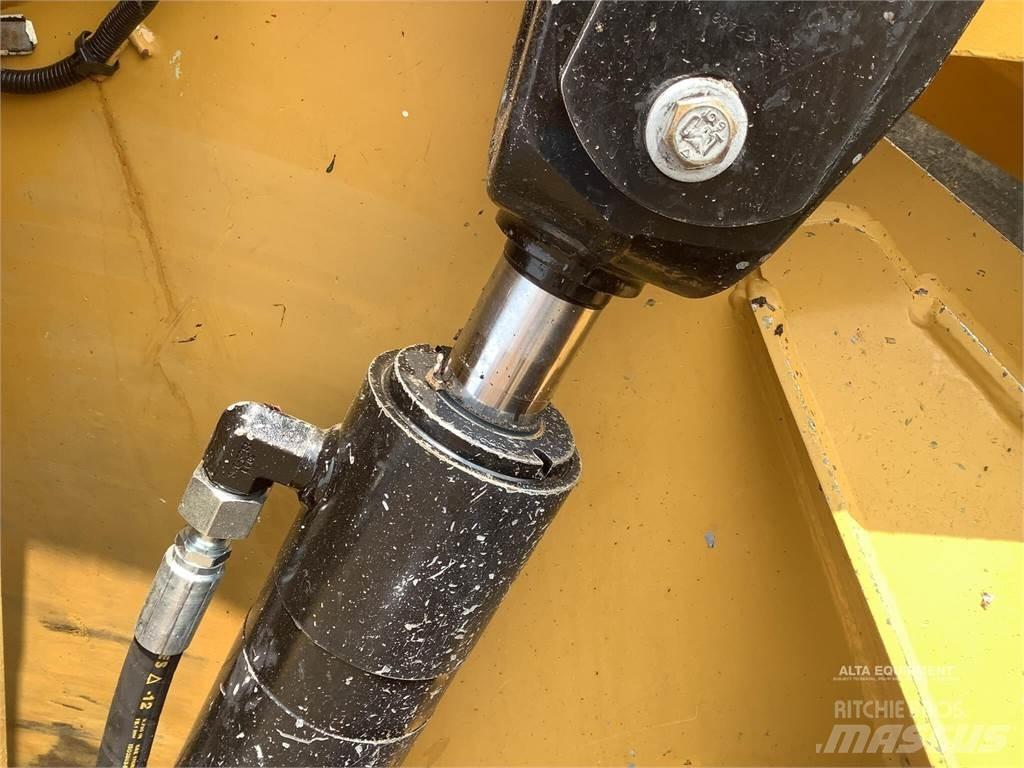CAT 926M Pyöräkuormaajat