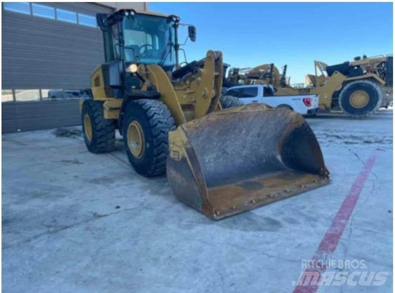 CAT 930M Pyöräkuormaajat