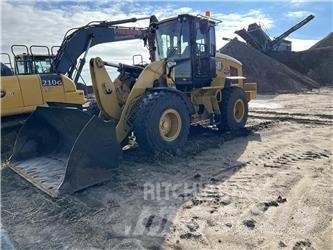 CAT 938M Pyöräkuormaajat