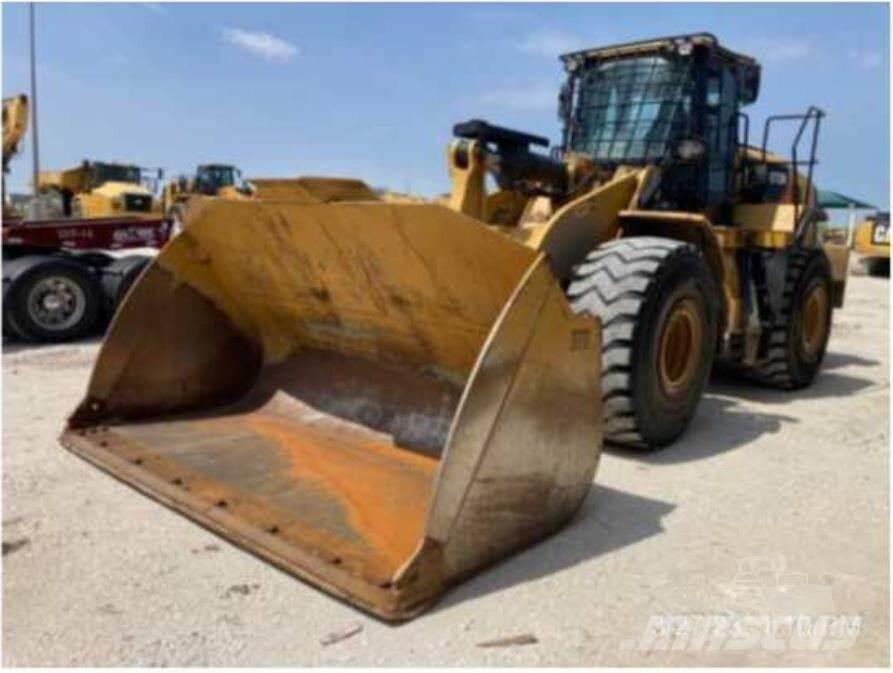 CAT 972M Pyöräkuormaajat