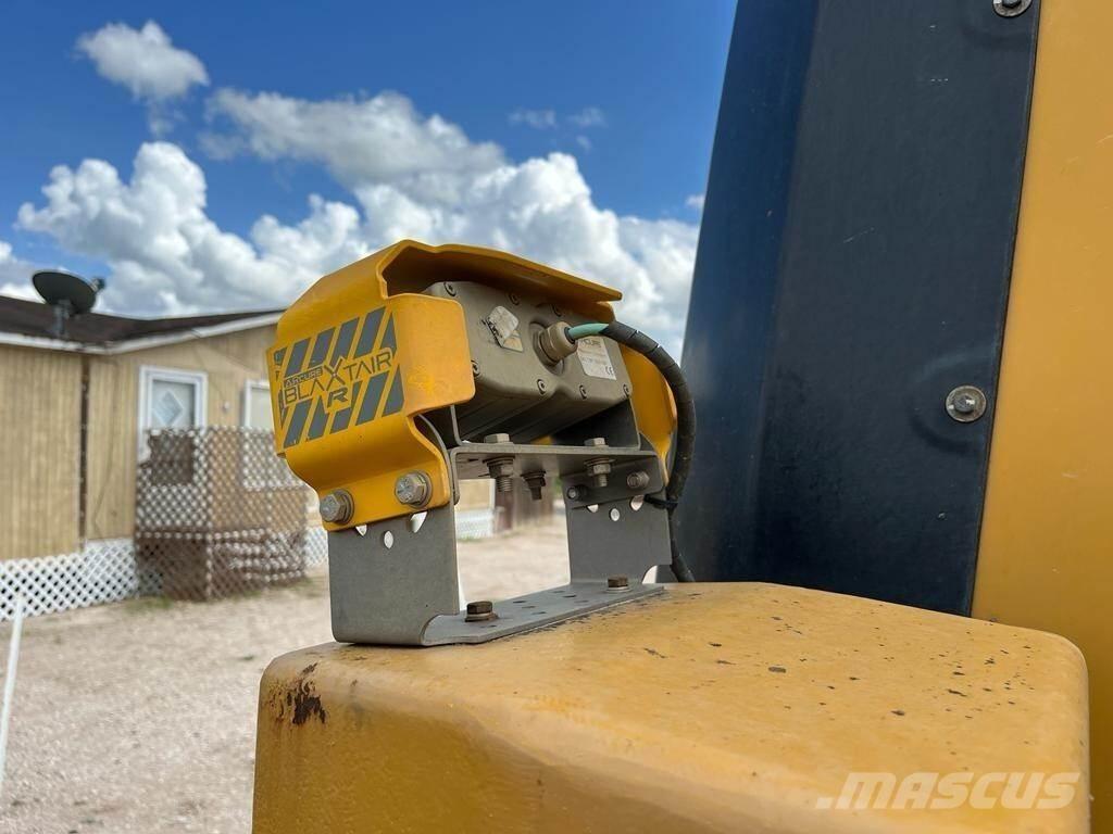 CAT 972M Pyöräkuormaajat