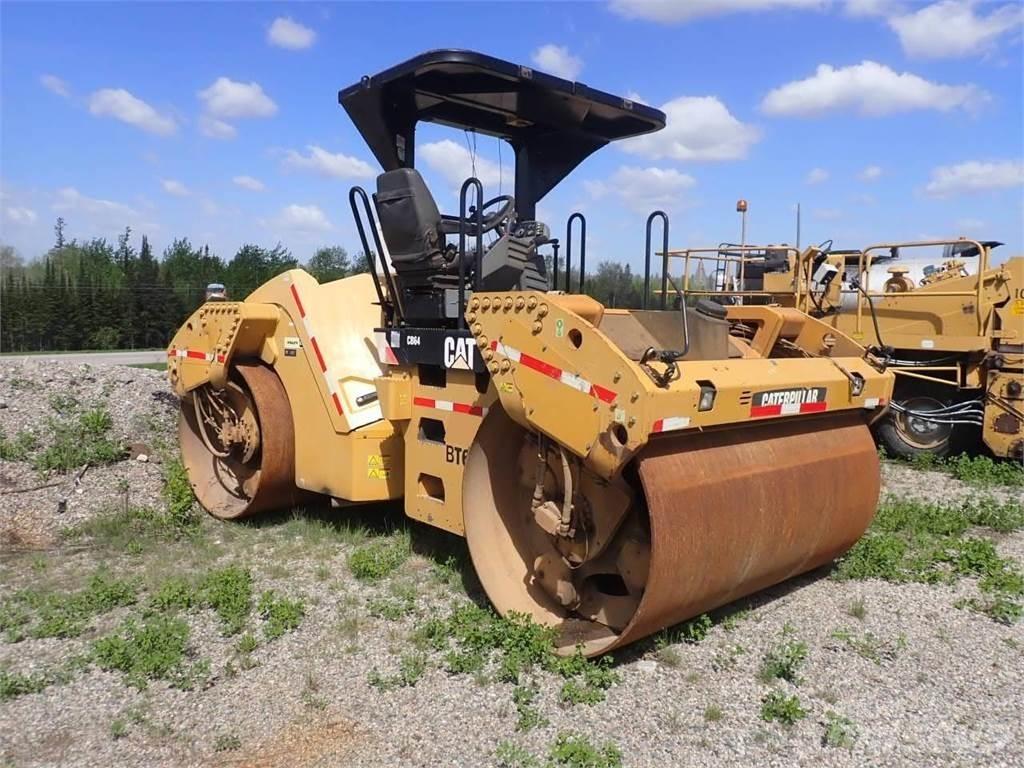 CAT CB64 Tandemjyrät